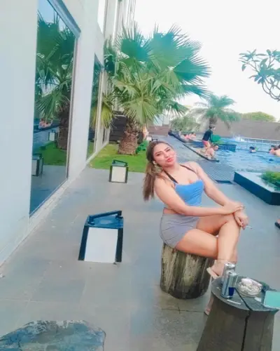 Escort Jagatballavpur